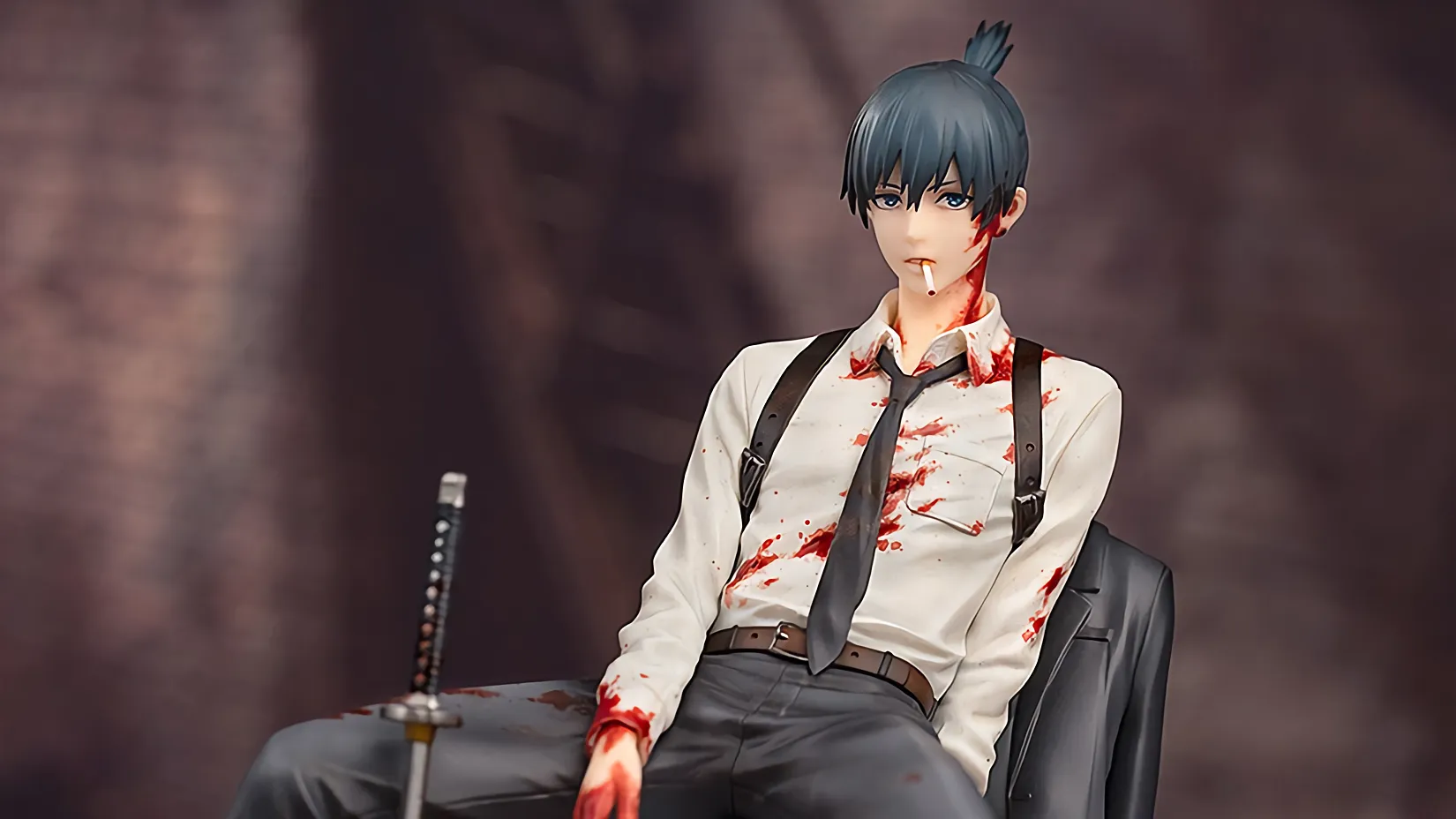 Featured Image: Aki Hayakawa Is Too Cool in the New Chainsaw Man Figure